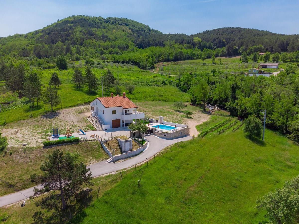 Holiday Home Montebello Motovun Exterior foto